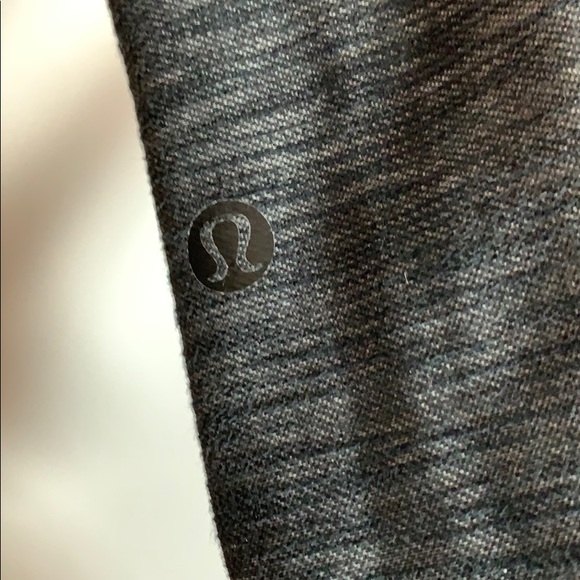 lululemon yoga pants - Picture 6 of 6